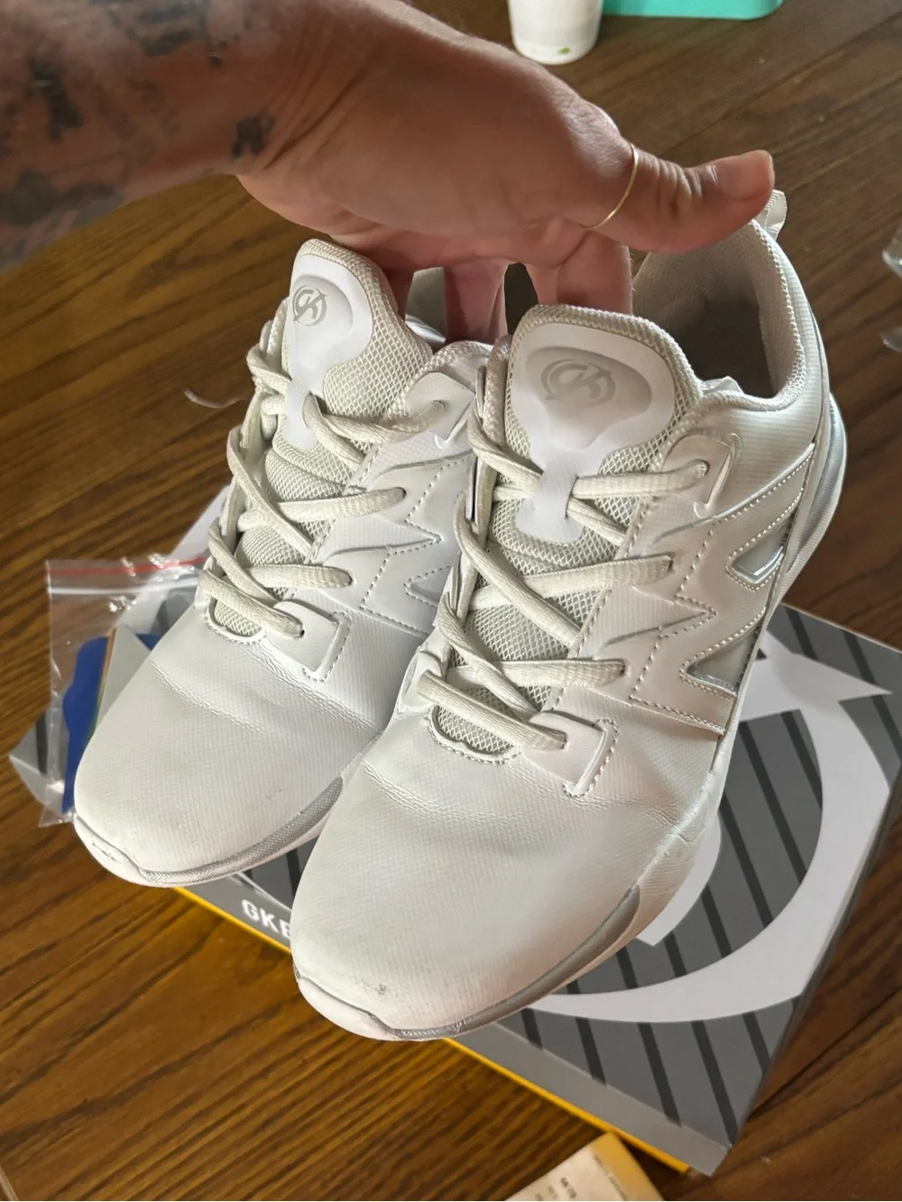 GK Elite White cheer Sneaker